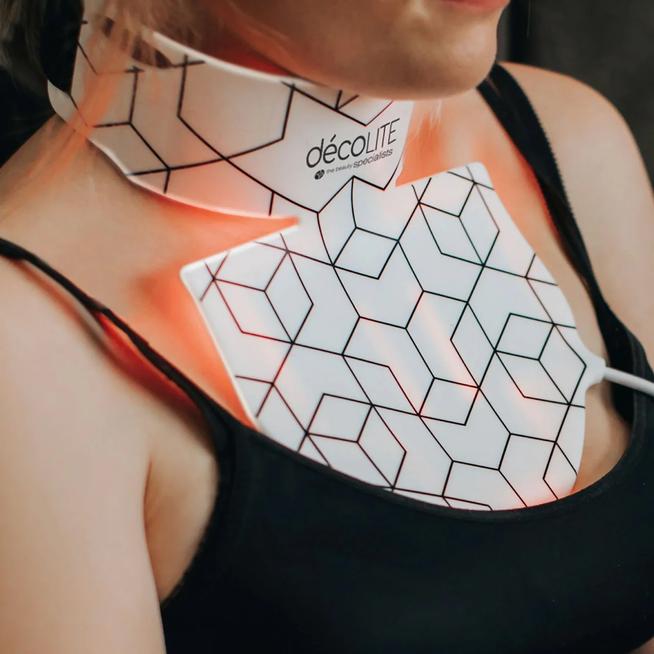 faceLITE decoLITE LED Décolletage and Neck Mask - Image 2