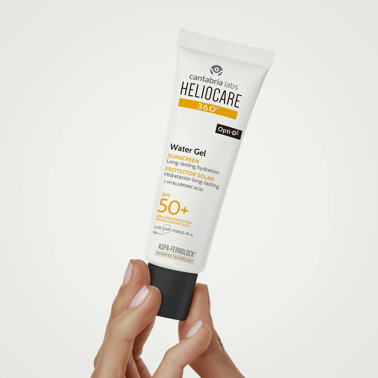 HELIOCARE Water Gel SPF50+ - Image 6